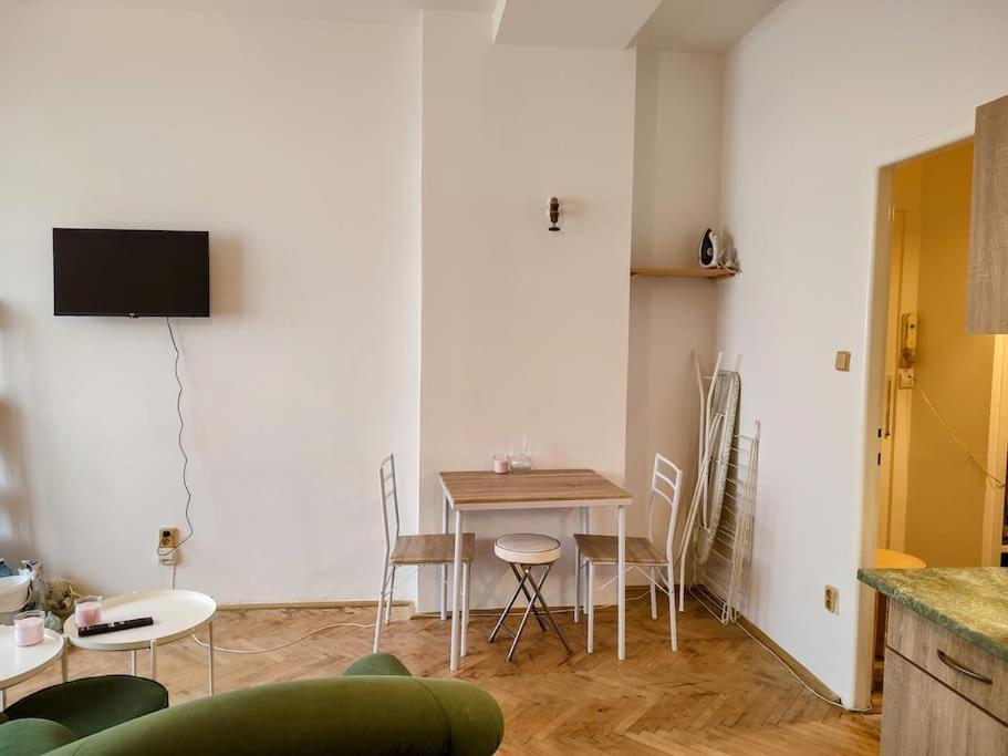Cosy Warm Apartment In The Heart Of Prague. Luaran gambar